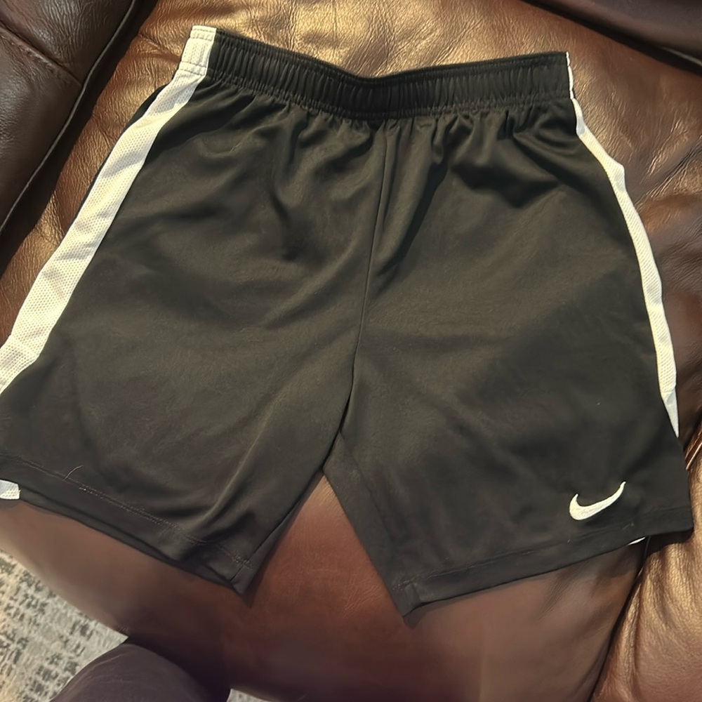Youth Large Nike Soccer/basketball shorts, excellent condition. Never worn.